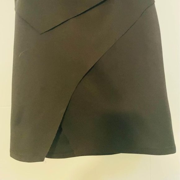 Small Workhall Black Skirt - Picture 2 of 4